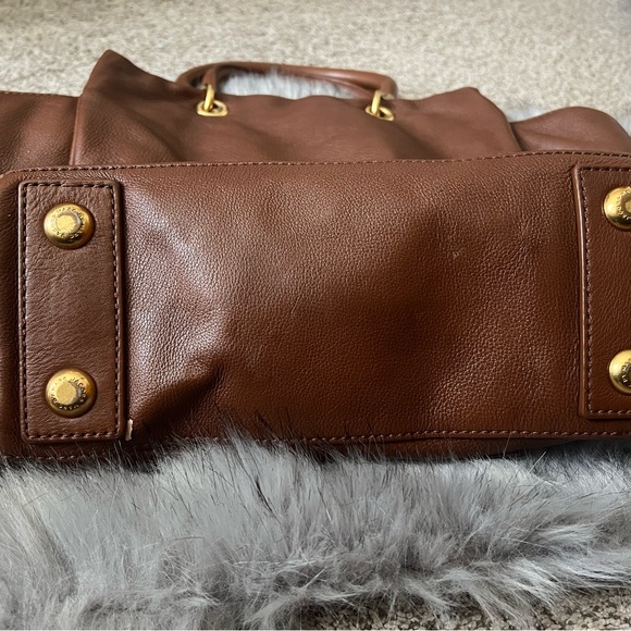 Marc Jacobs brown bag. Full leather Crossbody strap included - Picture 3 of 4